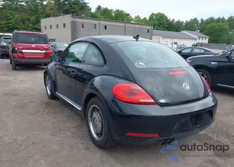 2012 Volkswagen Beetle 2.5L z USA, uszkodzony, nr VIN 3VWJP7AT6CM643145